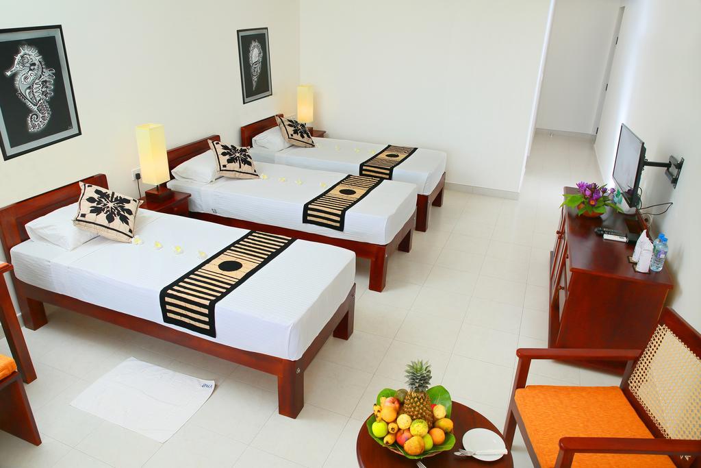 Sea Rock Villa Bentota Exterior foto