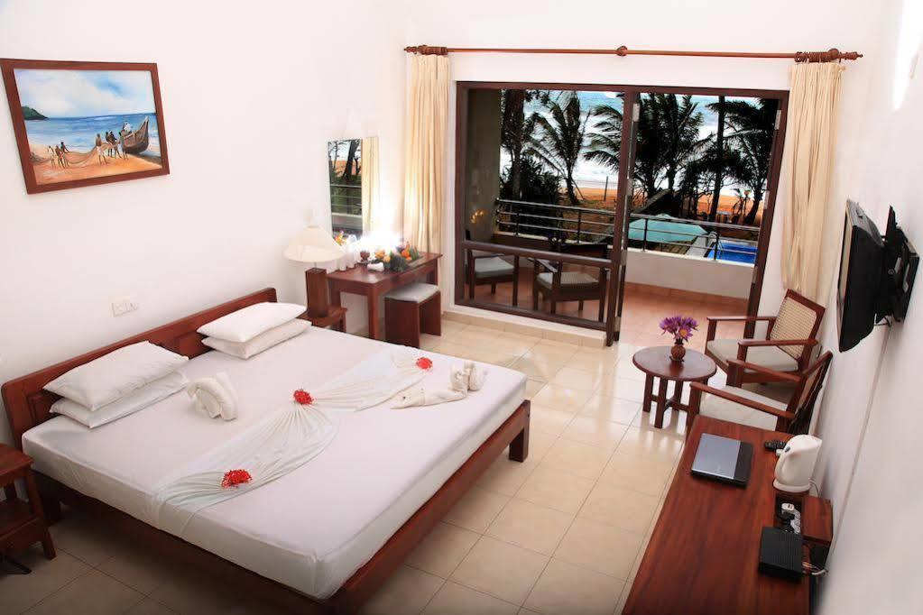 Sea Rock Villa Bentota Exterior foto